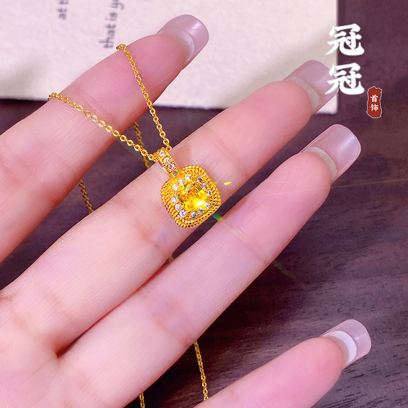 916 gold Super Flashing Small Cube Sugar Point Diamond Pendant/emas loket 916 Sugar