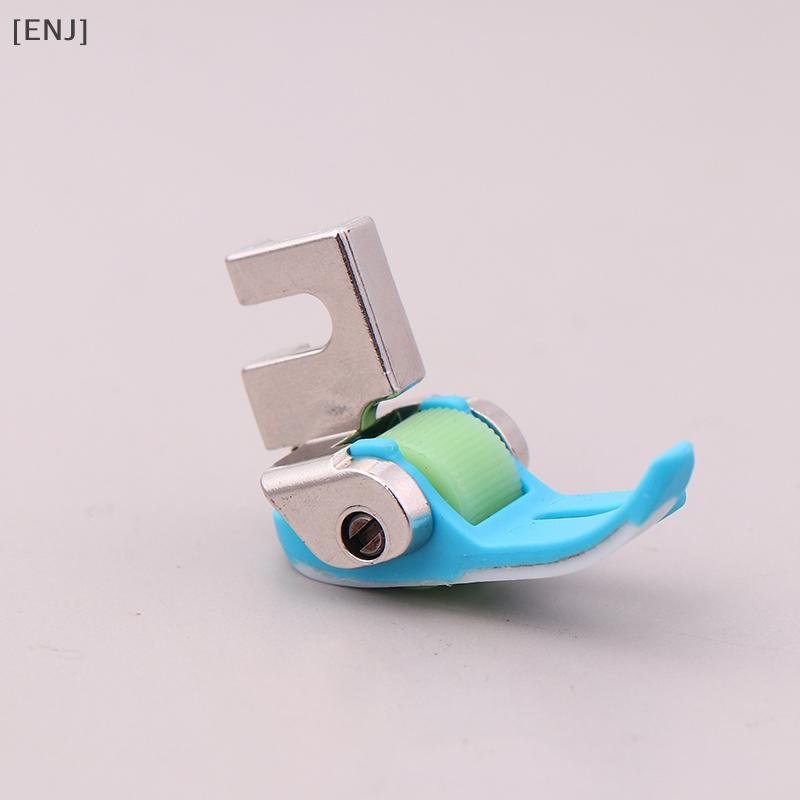[ENJ] 1Pc Non Sti Bottom Plastic Roller Presser Foot Straight Stitch For Household/Domestic Old Pedal Sewing Machine Gear Wheel Feet null