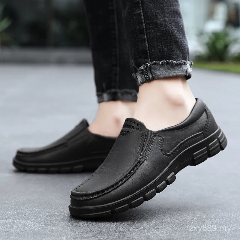 Fast Shipping Men's Anti-slip Sandals Chef Shoes Men Working shoes waterproof fashion Garden Shoes Clogs For Beach Slippers Size 48 XZ6R