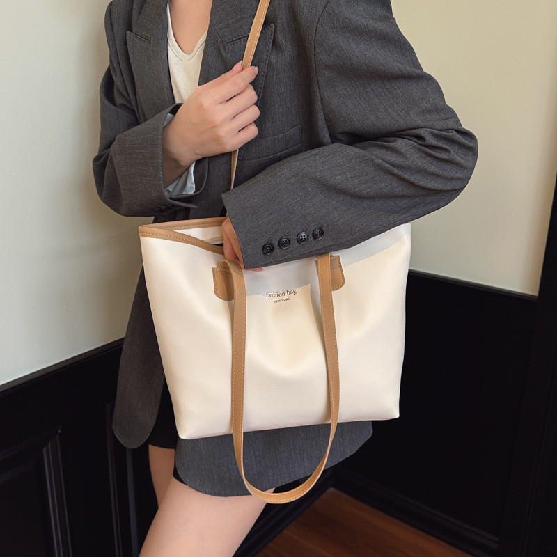 2025 Autumn New Style Female Bag High-Value Fashion Cross-body Bag Female Simple Fashionable Handbag Female Fashionable Shoulder Bag