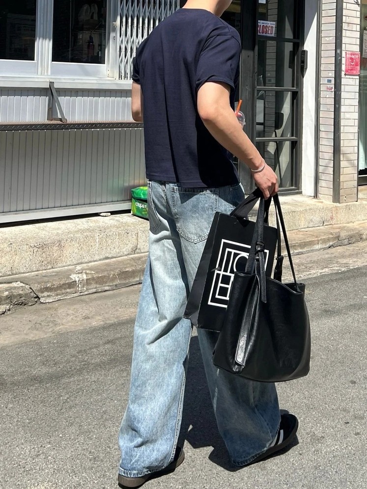 bg