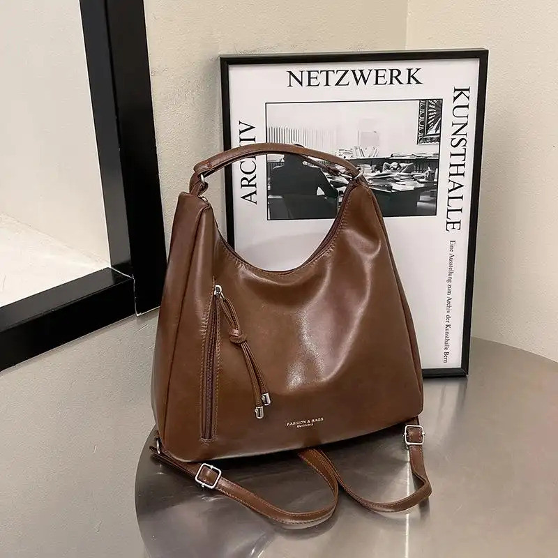 Roffal Josie Bag Ladies Fashion Crossbody Bag Various PU Leather Bags Comes with Keychain PU Leather Shoulder Handbags
