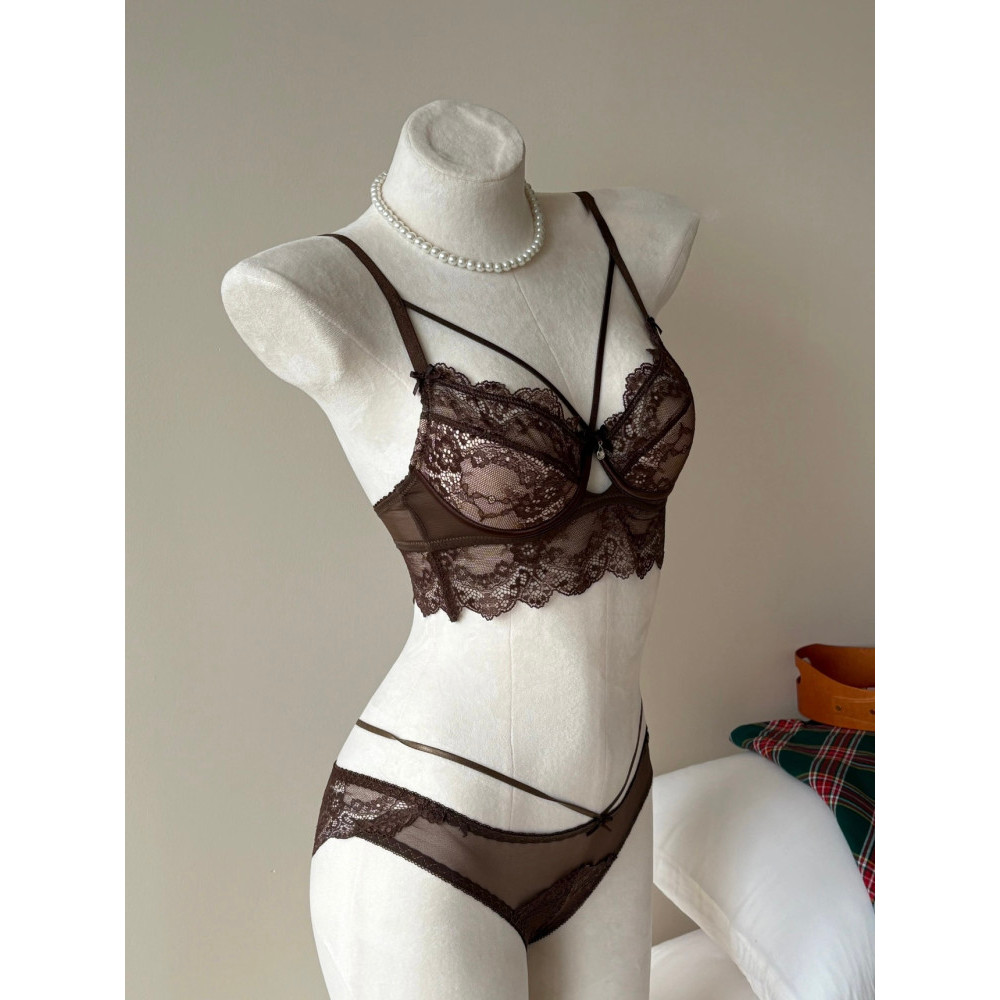 Cross Strap Lace Bra - Sexy Design for Enhanced Intimacy