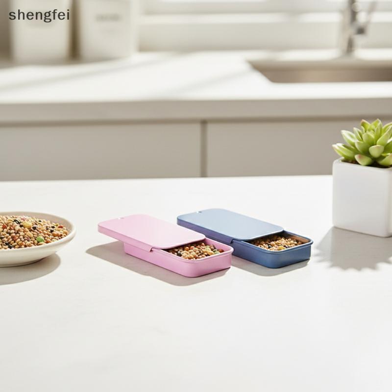 [shengfei] Parrot Food Feeder Box Mini Iron Can Portable Storage Tank for Birds Convenient Feeding Toy Suitable for Cage Use Boutique