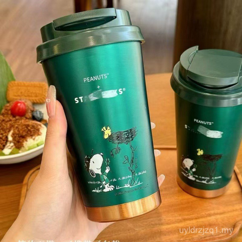 Star Daddy dan Snoopy Year of the Snake Kerjasama Cawan Kopi Rim Emas Cawan Bernilai Tinggi Hijau Tua Dalam Stok Mudah Alih