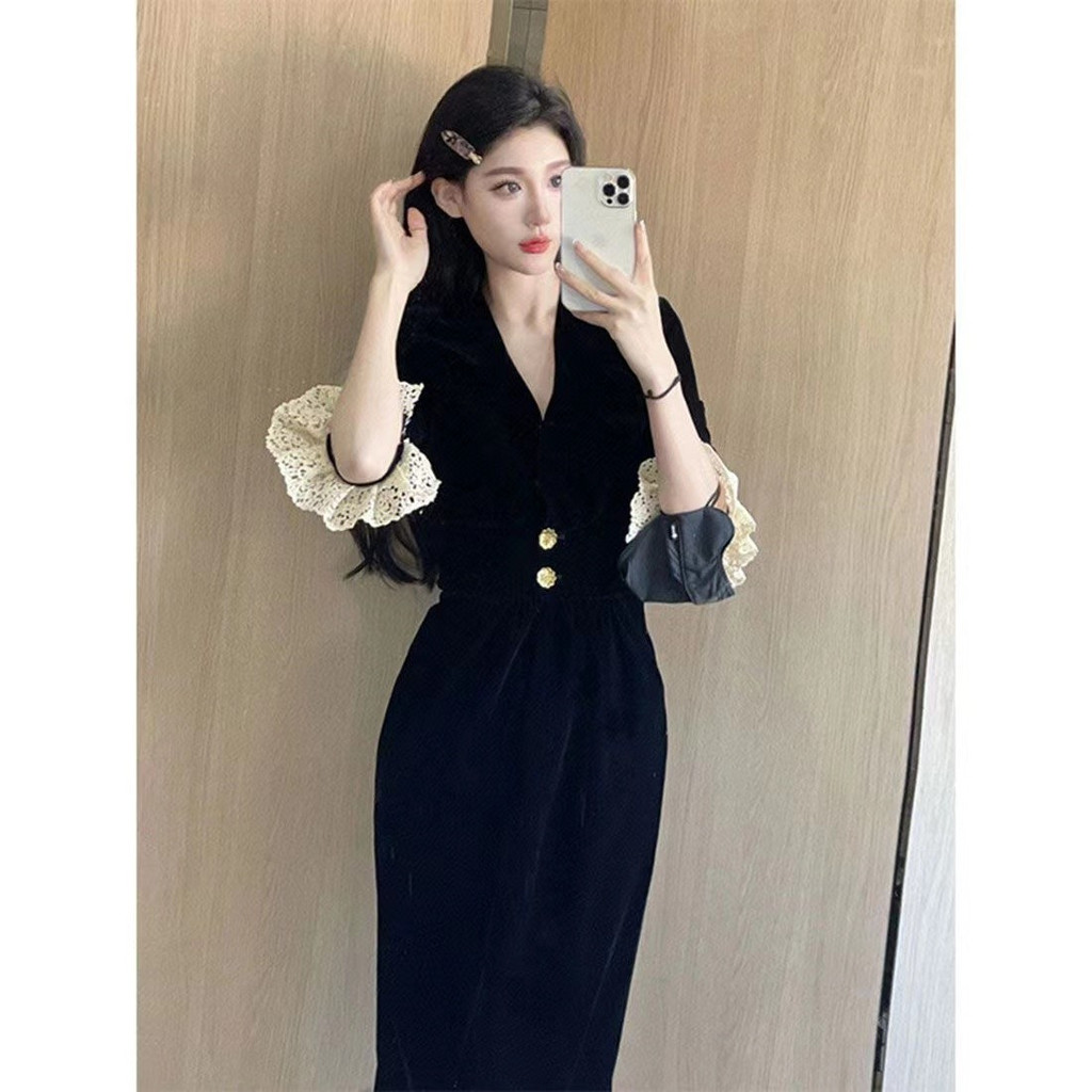 French Hepburn Style Black Velvet Narrow Waist Dress - Lightweight Luxury for Women