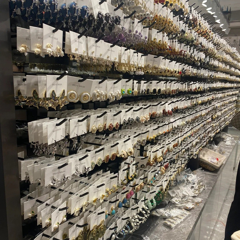 Korean-style Fashionable High-end Light Luxury Imitation Pearl Stud Earrings and Ear Clips Versatile and Niche Earrings