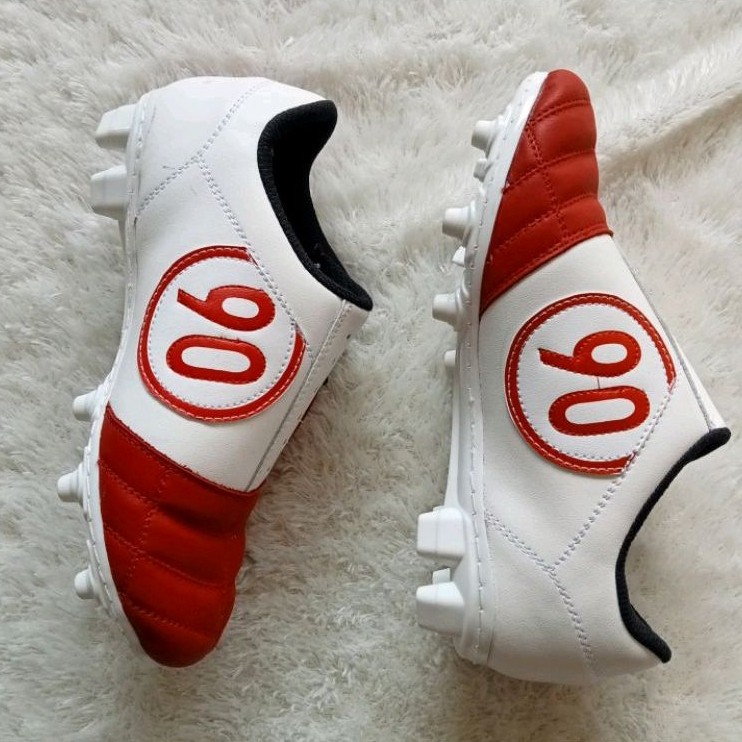 Sport Athletic T 90 soccer shoes made of cowhide stitched soles all around guaranteed strong Active - Image 2