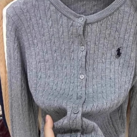 Round Neck Pony Embroidery Age-Reducing Twist Knit Cardigan