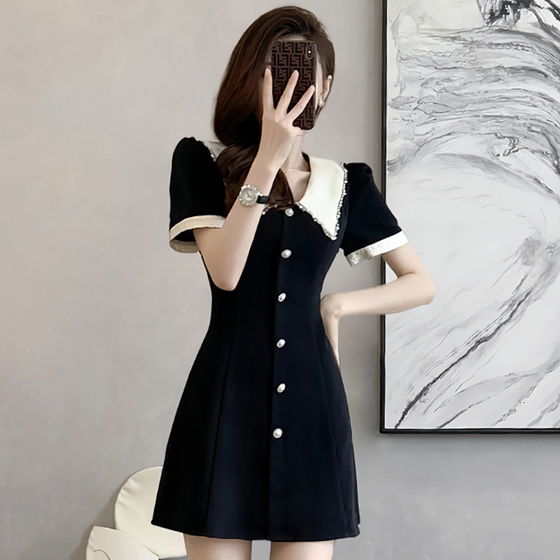 French Retro Hepburn Style High-Waisted Slimming Polo Neck Dress