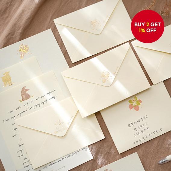  Stationery Set (4 sheets of vintage style paper + 2 envelopes) Vintage letter writing paper for love letters, party invitations.  Set Alat Tulis (4 Kertas Gaya Vintage + 2 Sampul Surat) Kertas Menuli
