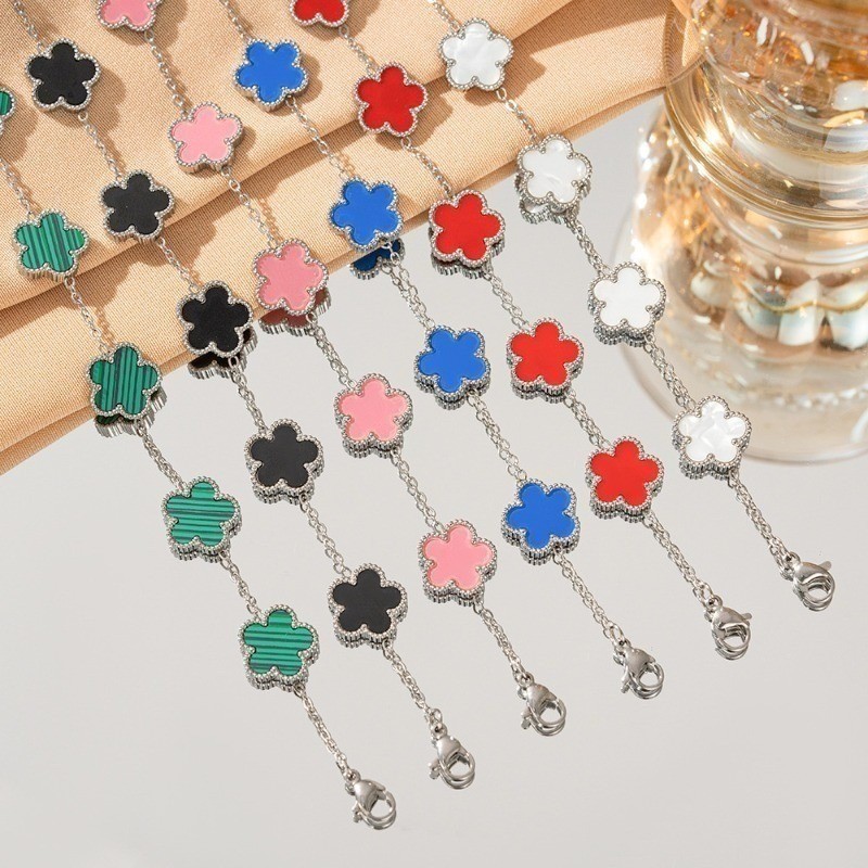 Clover Five-Leaf Flower Titanium Steel Bracelet Women Light Luxury All-Match 18k Gold Plated Non-Fade Waterproof Necklace Earrings Bracelet Necklace Collection Collection Must-Have Girl Bracelet First Choice
