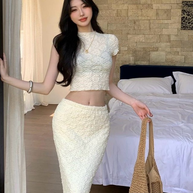[Mat] Hot Girl Temperament Round Neck Pleated Slim-fit Short-Sleeved Top High Waist Hip-Covered Long Skirt Two-Piece Female Summer