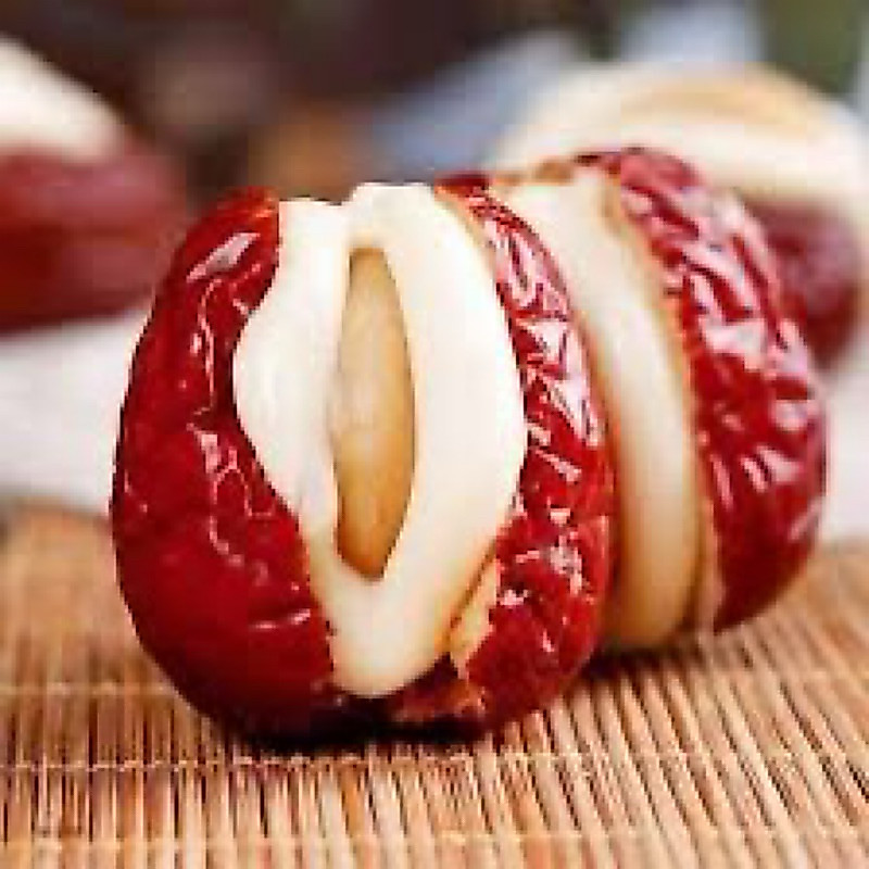 Red Apple with Camel Milk Clip 🐪 Delicious and fatty crushed cashew nuts, 320gm