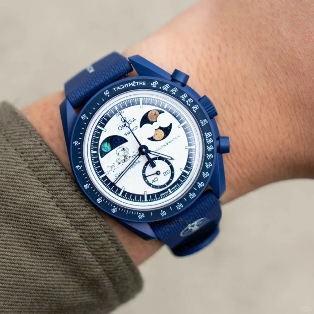 【With Box】Blue Moon Phase Chronograph Watch Top Snoopy Inspired Casual Sport Wristwatch Tachymeter Quartz Watch for Men & Women
