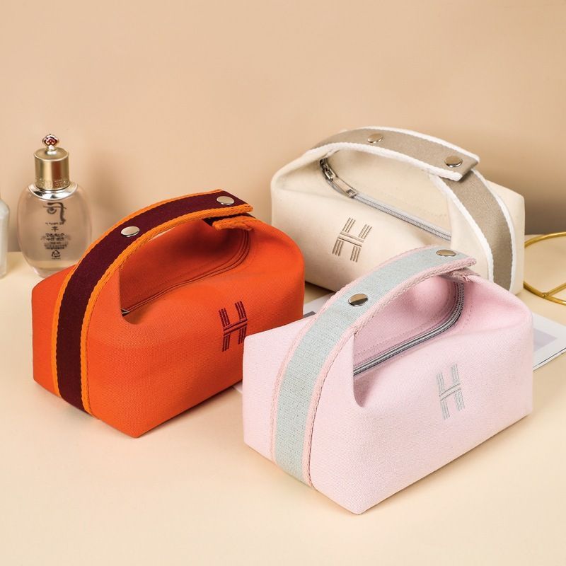 Simple Portable Cosmetic Bag Portable Canvas Bag European Style Waterproof Anti-dust St…