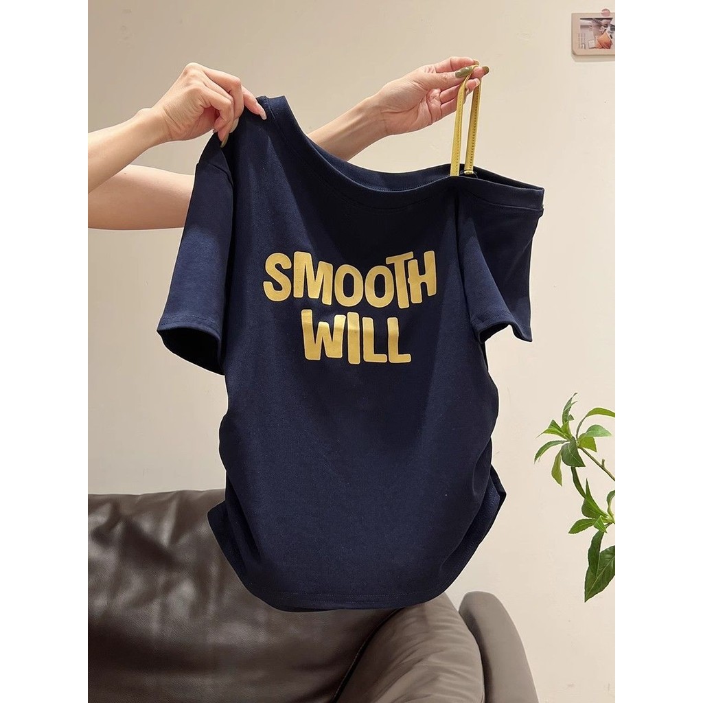 【Readay Stock】灰色字母印花收腰褶皱短袖t恤女2025夏季新款斜肩吊带高级感上衣Women's Grey Letter Printed Waisted Pleated Short-sleeved T-shirt