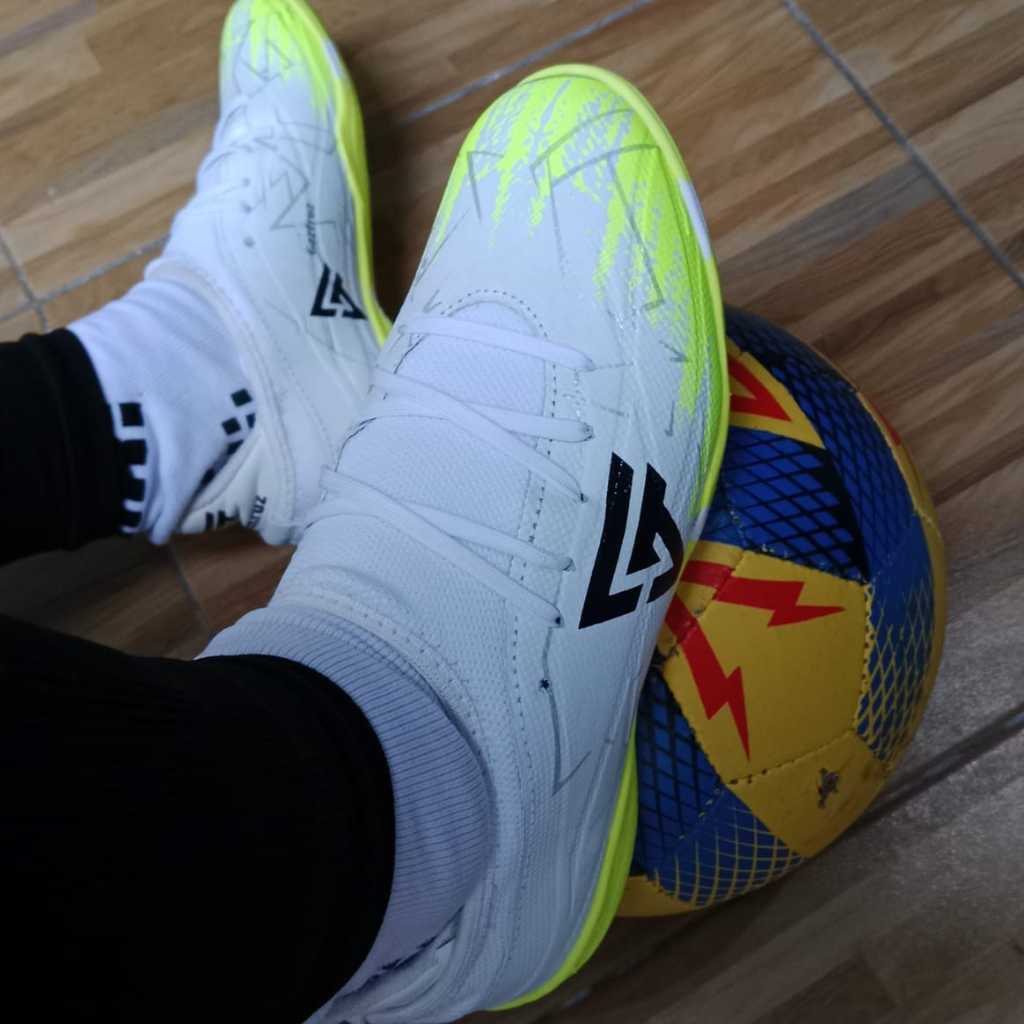 Gym Sport Gastruz Venture Full Black Futsal Shoes Socks - Image 2