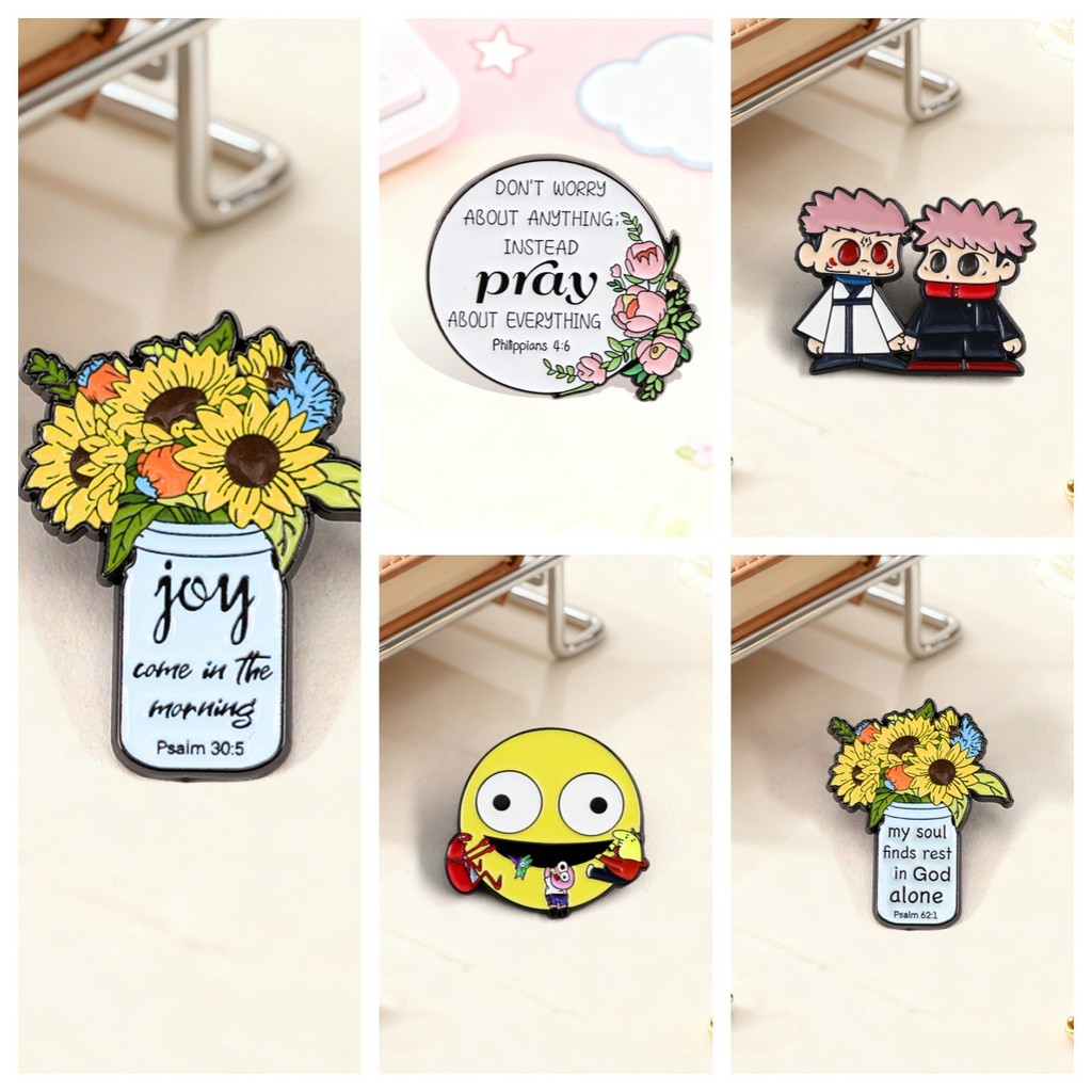 Animation Merchandise Metal Accessories Animation Comedy Merchandise Cute Decoration Lovers Gift Backpack Clothing Pendant
