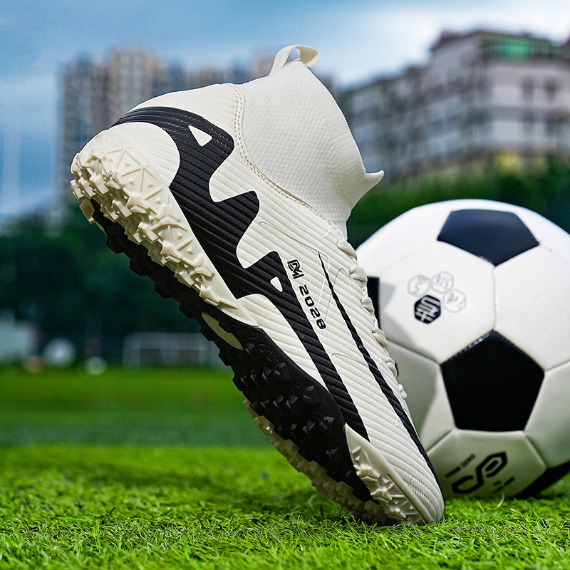 Men Soccer Shoes Kids Boys Futsal Training Football Shoes Outdoor Non-Slip Grass Cleats Match Professional Football Fiel