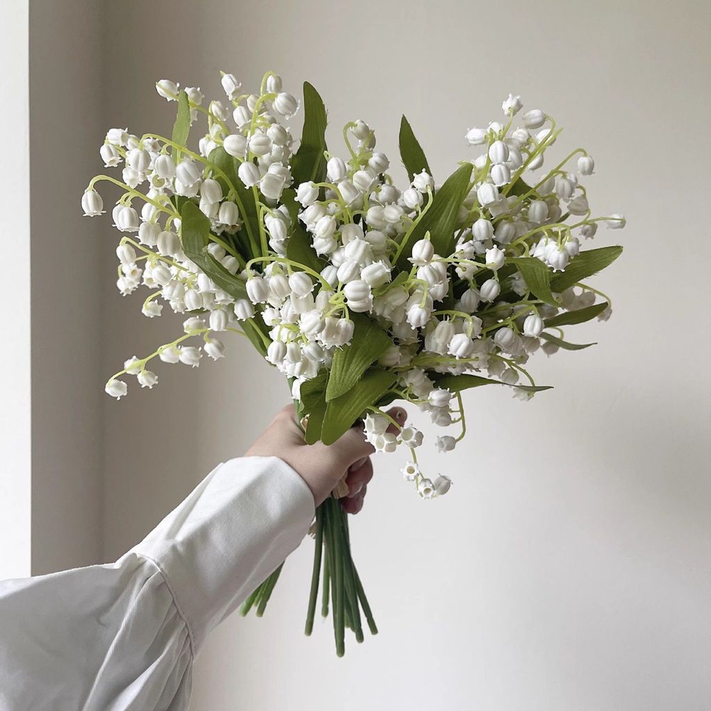 Lily of the Valley artificial flowers, cute artificial flowers, perfect for weddings, home decorations, New Year decorations, indoor and outdoor flower arrangements, and table settings