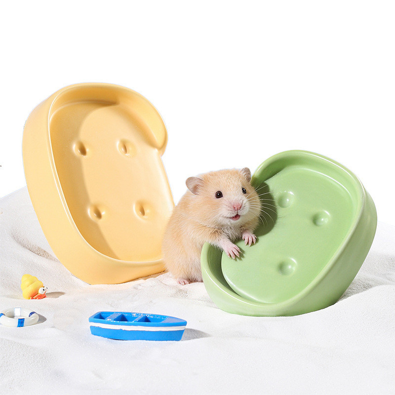Bekalan penyejuk untuk hamster pada musim panas: tikar penyejuk mainan comel daripada sutera ais, katil ais, alas pemandangan, alat ajaib untuk menghilangkan kebosanan, rumah beruang ais, Xiaoyue.