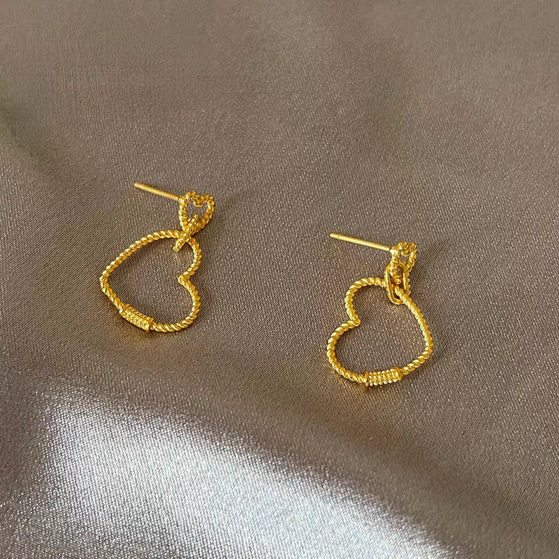 Emas 916 Subang / Emas 916 Anting-anting/Love Heart Earrings/ Heart-Shaped Earrings gold 916