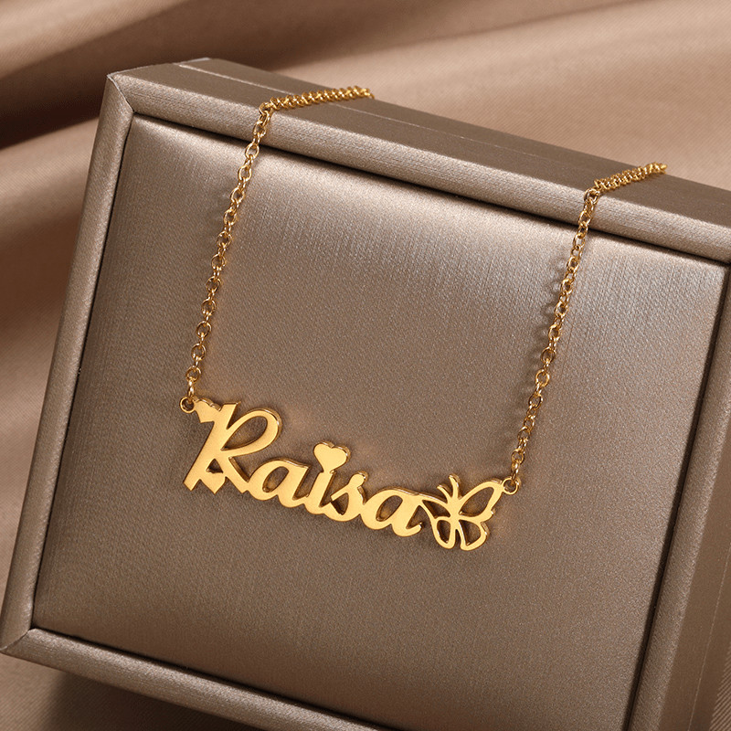 [Customized Necklace] (Customized Information Only English Letters) Stainless Steel Customized Golden Cute Butterfly Name Necklace Fashion Charm All-Match Style Personalized Private Nameplate Pendant Ladies Jewelry Daily Wear Accessories