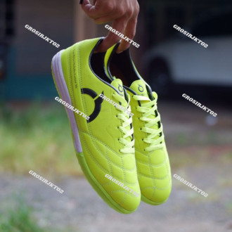 Breathable Gym MASTER FUTSAL SHOES ADULTS CHILDREN THICK SOLES SELLING HIGHEST QUALITY Active - Image 2