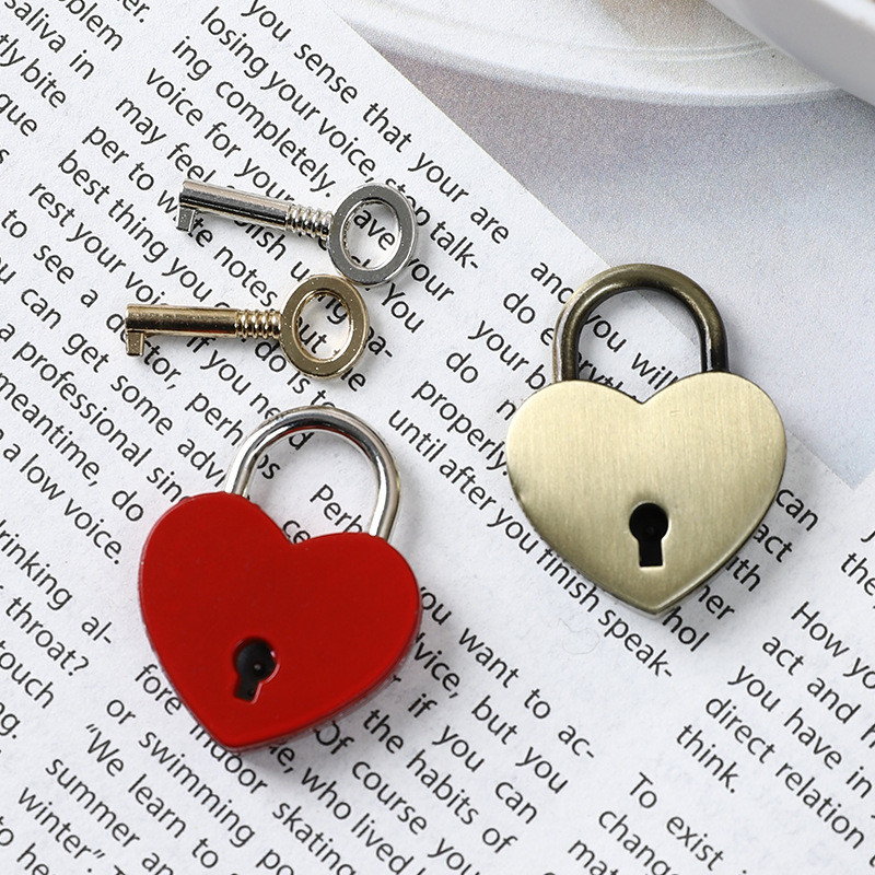 1PC Mini Antique Heart Shaped Padlock With Key, Small Metal Vintage Heart Shaped Lock For Diary Book Padlock, Jewelry Box, Storage Box