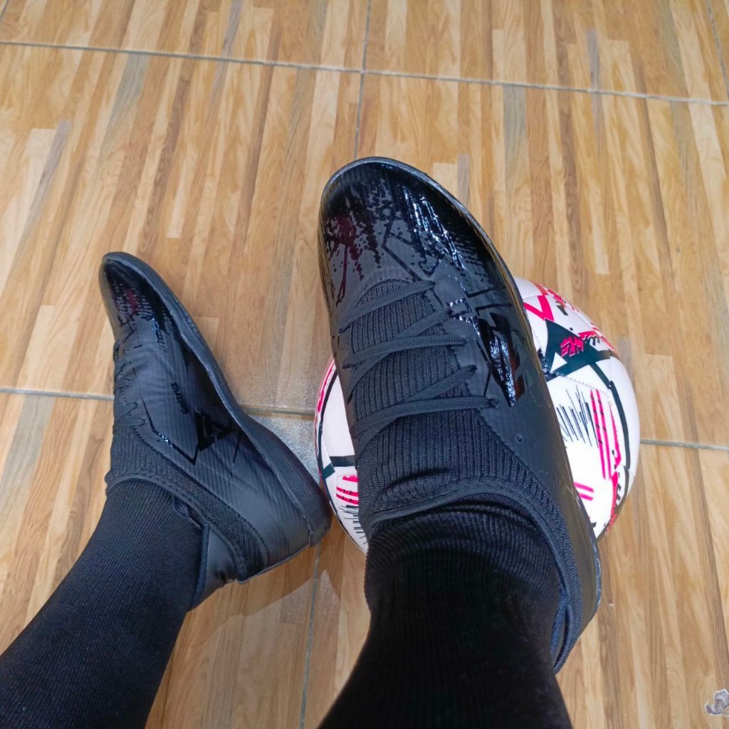 Gastruz Venture Full Black Futsal Shoes Free Socks