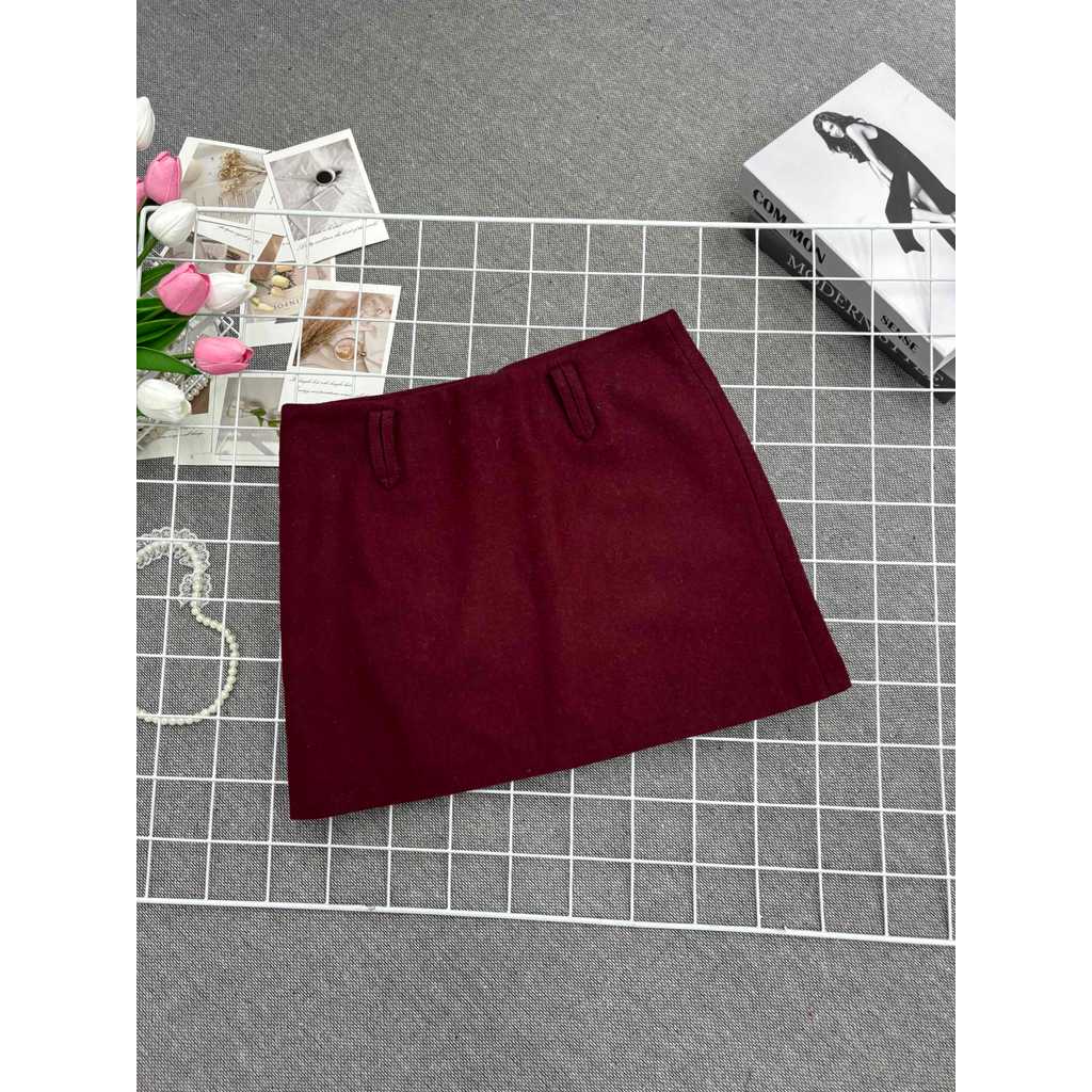 2026 New Style Fashion Retro Red Temperament Casual Korean Style Slimmer Look All-Match Woolen Skirt Women Simple Short Skirt