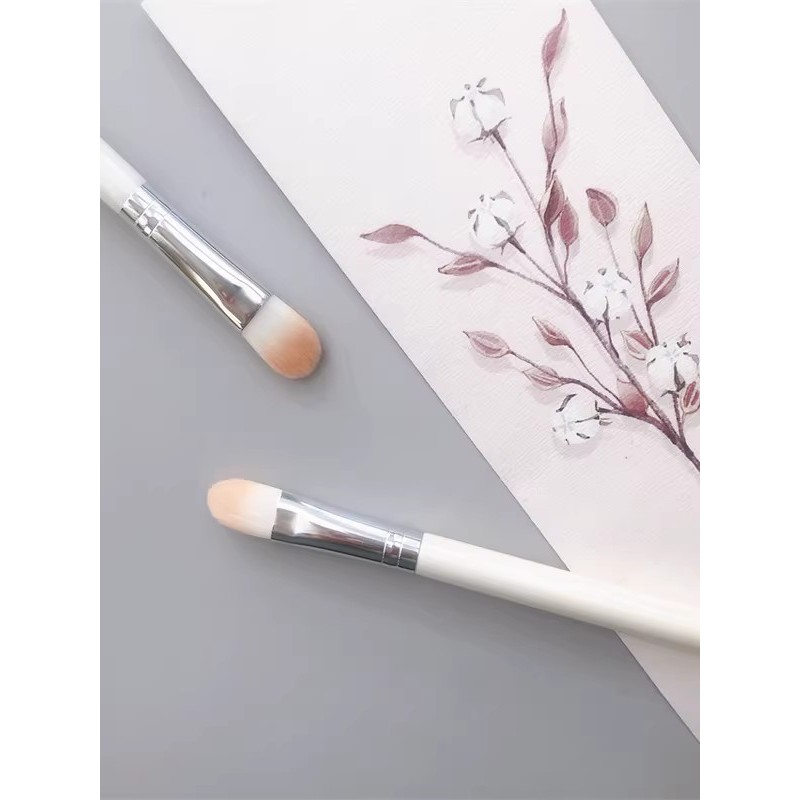 Japan ONLY MINERALS White Version Multifunctional Concealer Brush Eyeshadow Brush Delicate Bristles Medium Rod