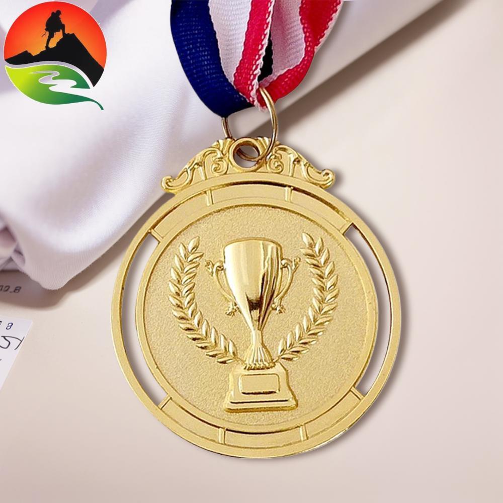 10Pcs Gold/Silver/Bronze Medal Award Medals with Neck Ribbon Sports Rewards 5cm Students Rewards Trophy Pattern for Sports Games [joyfeellest.my]