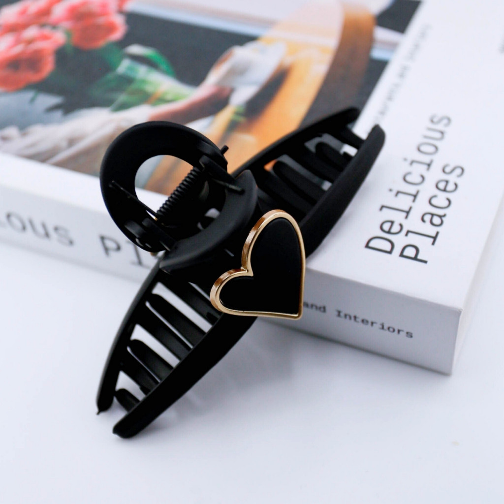Heart-Shaped Hair Clip Classic Design