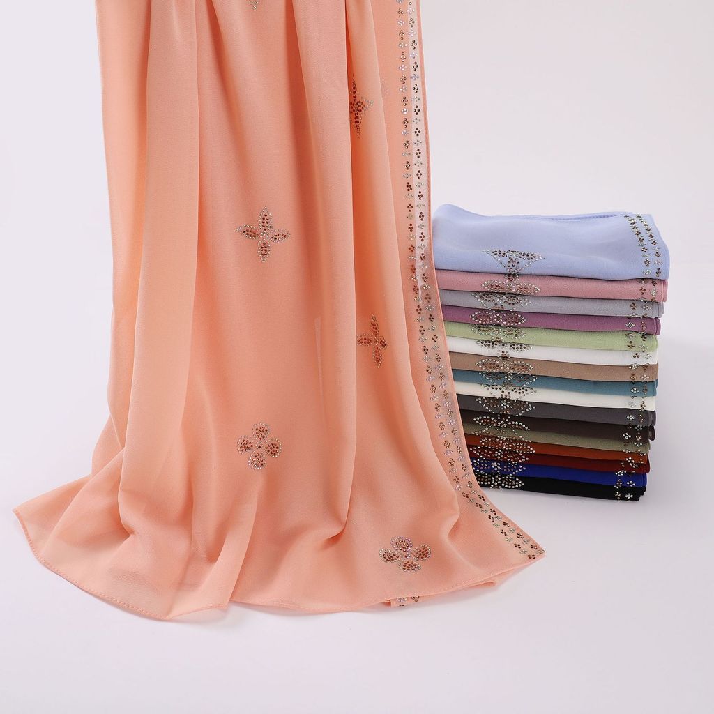 African Hot hijab Spinning Yarn Towel Home Snow Pearl Towel Boutique Headscarf Diamond Middle Eastern Long Live Broadcast