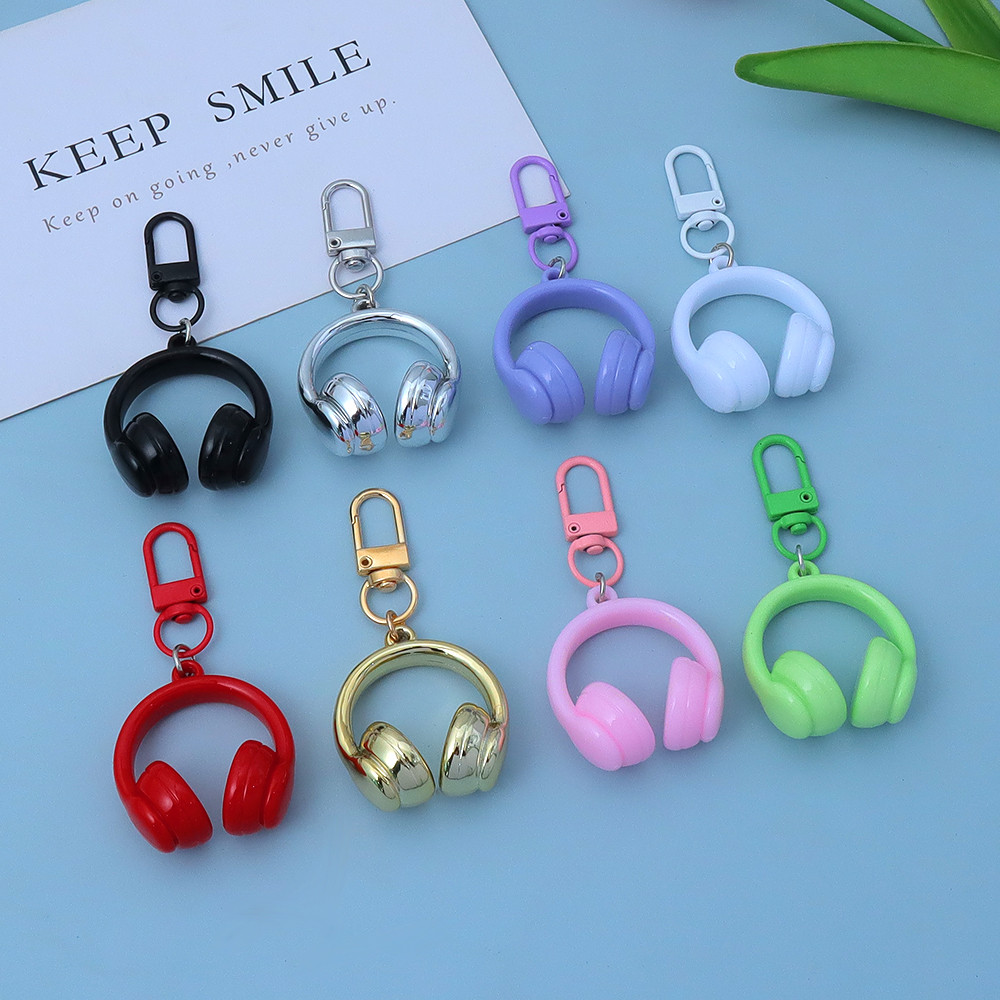Punk Earhone Key Chains Exquisite Colorful 3D Headset Pendants Key Ring Backpack Decoration Gifts