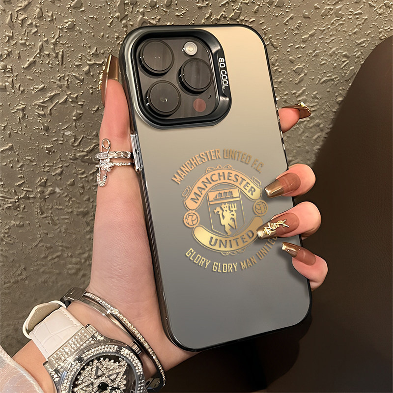 Manchester United Black Gold Team Emblem Phone Case Suitable for Apple 16 Royal Horse iphone15promax Juventus 14plus Milan 13mini Football 12 New Style 11 Merchandise x/8/17/xs/7/xr