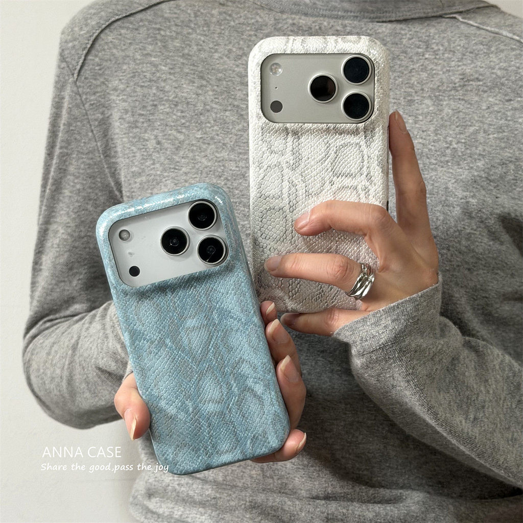 Advanced Fresh Light Blue and White Hot Gold Snake Pattern For iPhone 17 Pro max 16 15 14 13promax