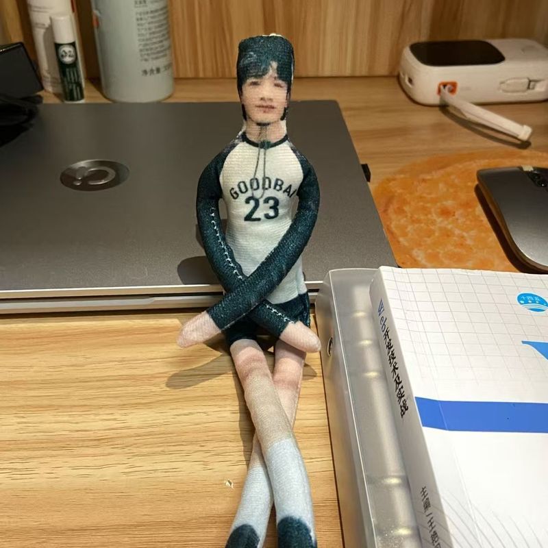 【现货】 白敬亭老鼠干正反面不同小白玩偶抽象铁丝娃娃全身带骨架玩偶 119