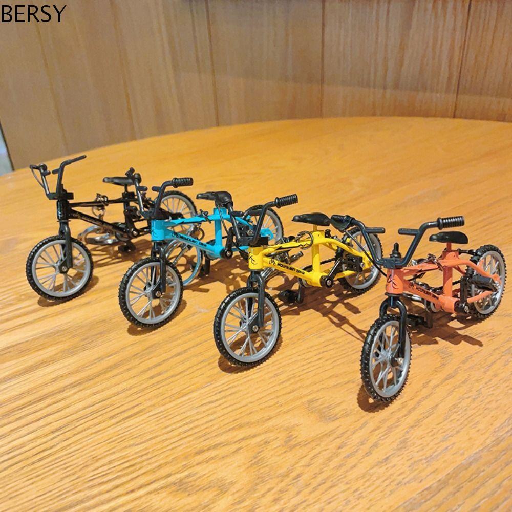 BERSY Mini Bike Keyring, Outdoor Sports Creative Bicycle Keychain, Backpack Decor Alloy Rotatable Wheel and Handlebars Cycling Bag Hanging Kids