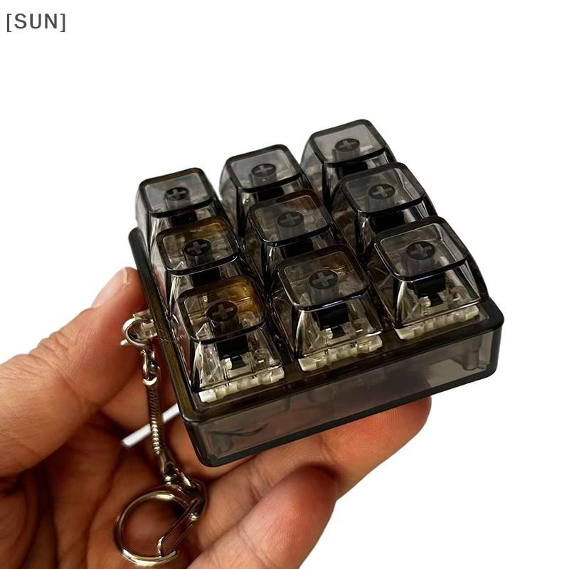 [SUN] 4/9 Keys Mechanical Keyboard Axis Tester LED Keyboard Key Toy Stress Relief DIY Fidget Button Keycap Fidget Keychain Toys Gift null