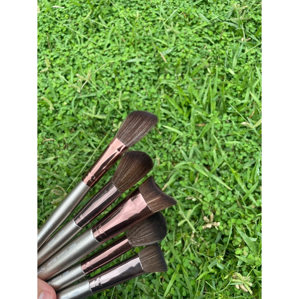 Brown Makeup Brush Head Size 1 Inch.