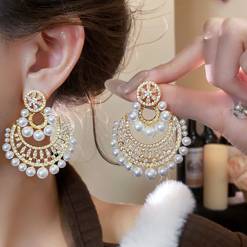 Gold Plated Round Studs French Retro Style Unique Artisan Design Minimalist Chic Everyday Luxury Jewelry Gift for Women