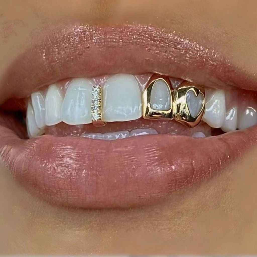 Jinwu Hollow Heart Double Braces Daily Outing Street Cool Glossy Golden Teeth Hip Hop All-Match Accessories New Promotion] 3.2