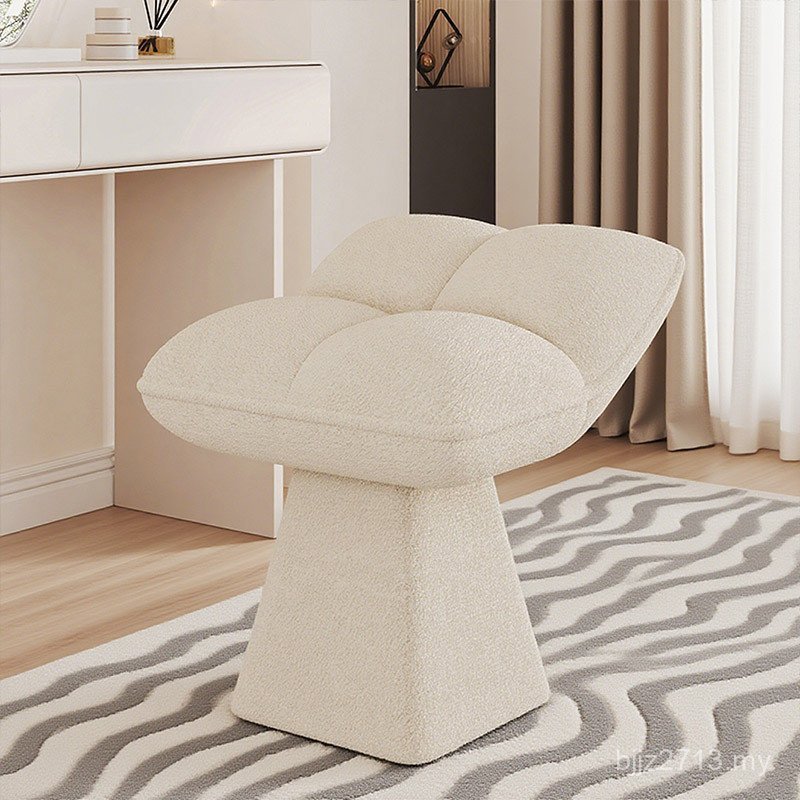 Stool Low Stool Creative Dressing Table Armor Sofa Beauty Clothes Hat Room Changing Shoes Living Room Makeup Stool Chair Stool Rotating Small Stool Y9NB