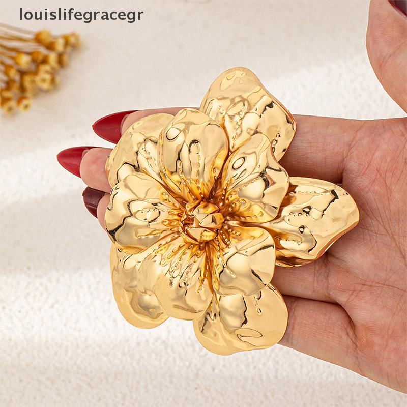 null Women Large Statement 3D Layered Golden Flower Brooch Bold Retro Statement Elegant Collar Accessory For Party Wedding Daily Wear null