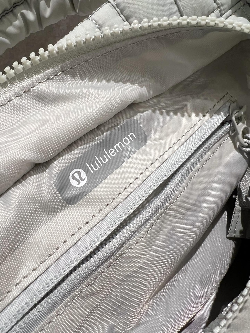 Lululemon Quilted Grid Crossbody Bag 5L 3 Colors | Shopee Malaysia