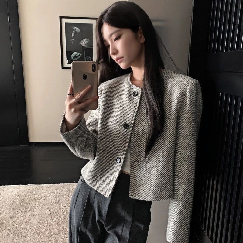 New Style Women's Casual Stripe Round Neck Light Jacket