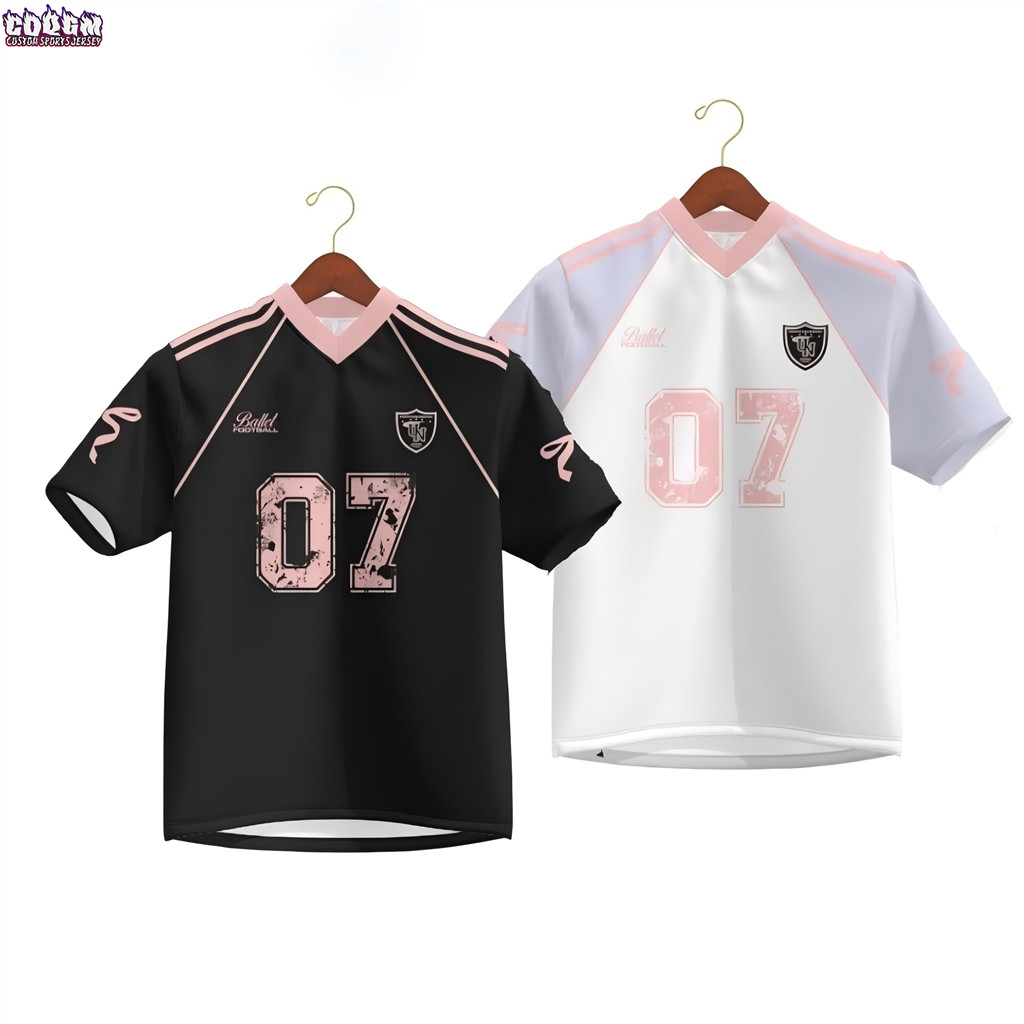 【Jersey Custom Name 】Coquette Oversized American Style Shoulder Patch Short Sleeved T-shirt Women Summer Silver Top Half Sleeved Pink Couple V-neck Sports Jersey